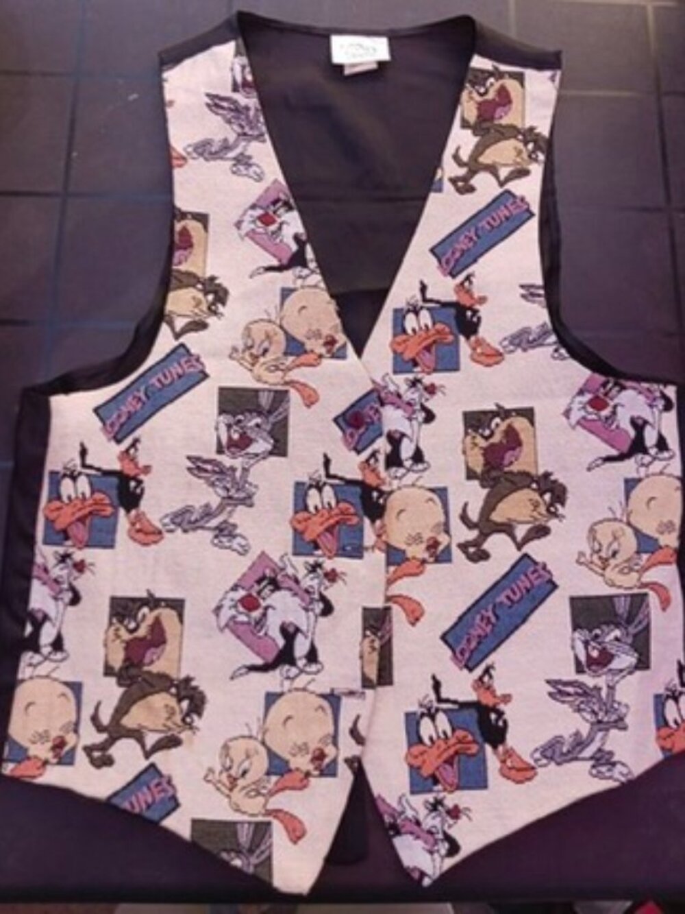 Vintage Looney Tunes Tapestry Vest Bugs Tweety Taz Daffy 90s